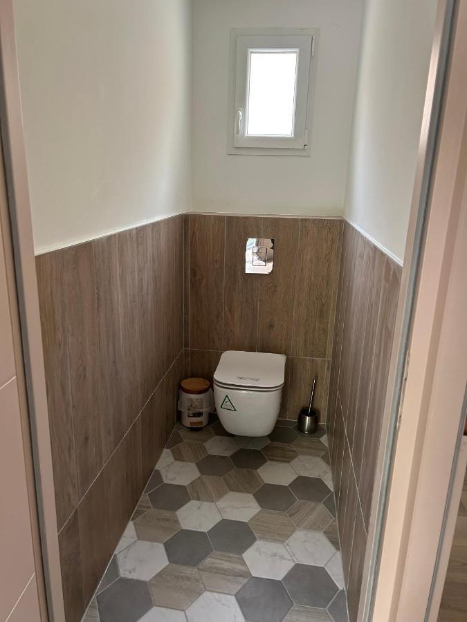 Au Domaine Des Sources Holiday home Grosbreuil